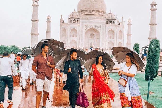 Sunrise Taj Mahal & Agra fort tour with Professional Photographer - Seeing the Taj Mahal before the day warms up