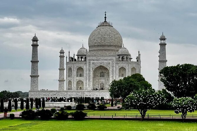 Sunrise Taj Mahal Private Tour from Delhi - Key points at a glance