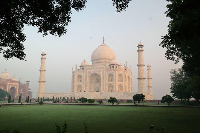 Sunrise Taj Mahal Tour from Delhi With Guide - What the $85 price really covers