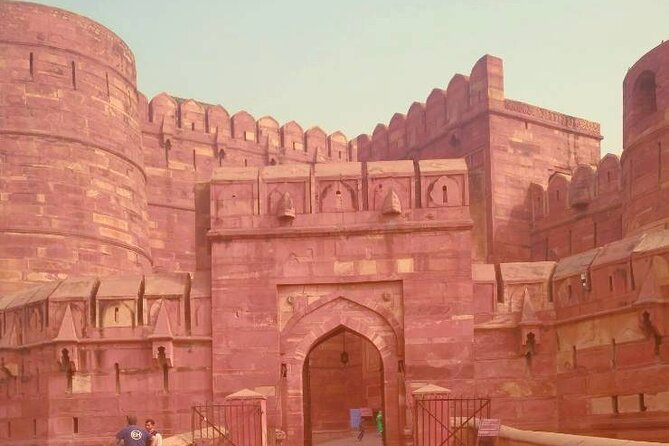 Taj Mahal, Agra Fort,Akbar's Tomb & Baby Taj Day Trip from Delhi - The 6:00 AM road from Delhi to Agra