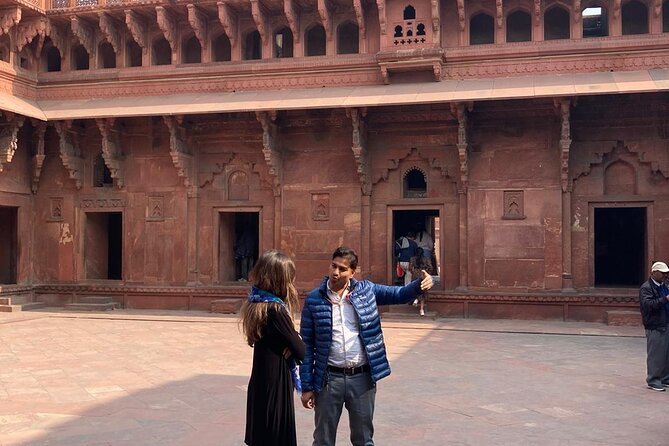 Taj Mahal, Agra Fort and Baby Taj Day Tour from Delhi by Car - The guide can make or weaken the experience