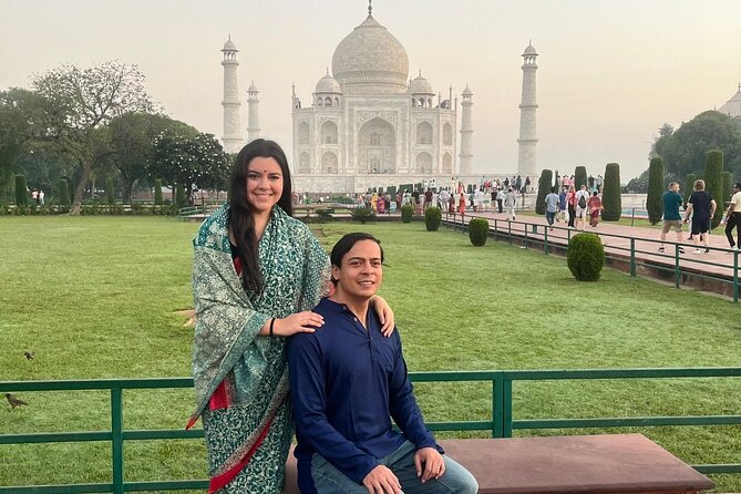 Taj Mahal, Agra Fort & Baby Taj Tour from Delhi with Meal - Key points to know before booking