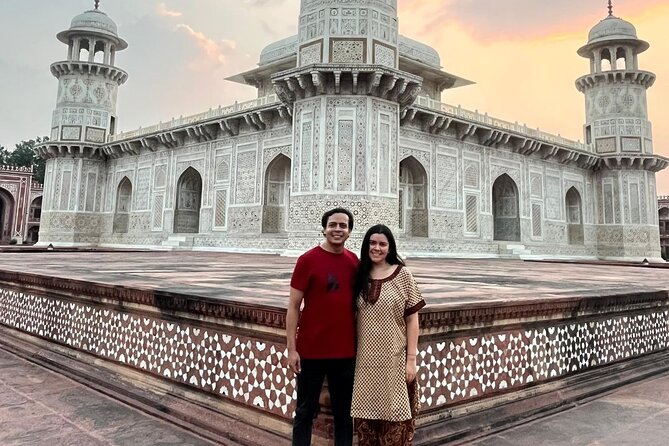 Taj Mahal, Agra Fort & Baby Taj Tour from Delhi with Meal - What the price really includes