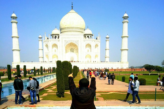 Taj Mahal And Agra Fort Private Sunrise To Sunset Same Day Tour From Delhi - The early road to Agra