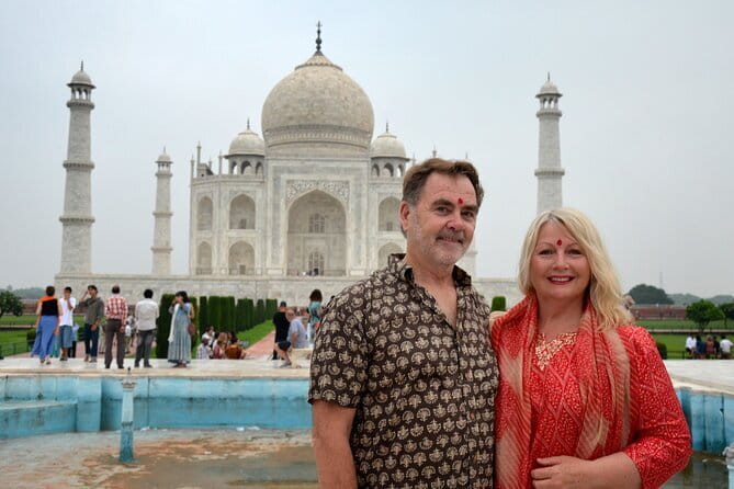 Taj Mahal and Agra fort Private Tour from Delhi - All Inclusive - The long road from Delhi to Agra