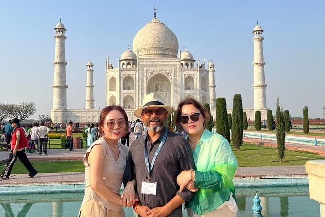 Taj Mahal and Agra Private Day Tour by Car from Delhi - Leaving Delhi for Agra on the Yamuna Expressway