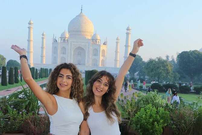 Taj Mahal And Agra Private Day Tour From Delhi - What the private vehicle and group sizes mean