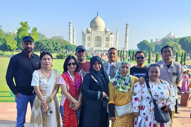 Taj Mahal and Agra Private Guided Tour with Options. - The long road from New Delhi to Agra