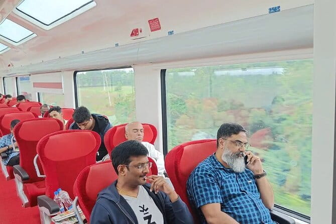 Taj Mahal Day Tour with Akbar Tomb from Delhi by Superfast Train - Agra Fort puts the Taj in context