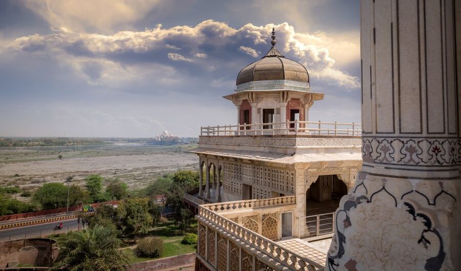 Taj Mahal, Fort, Baby Taj & Mehtab Bagh Private City Tour - Guides, drivers, and the value of private help