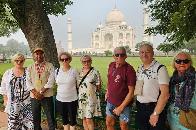 Taj Mahal same day luxurious Tour by Superfast Train from Delhi - Three hours at the Taj Mahal