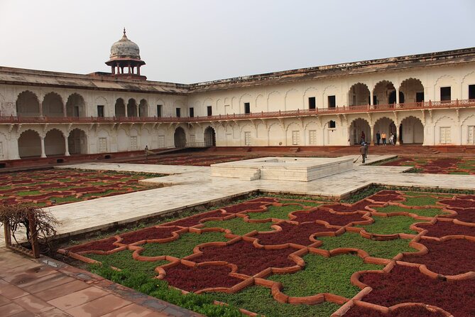 Taj Mahal Sunrise & Agra Fort Private Tour from Delhi - Seeing the Taj Mahal before the day begins