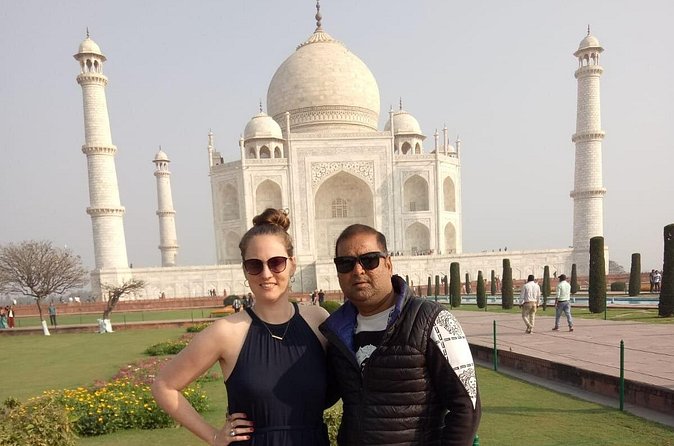 Taj Mahal Sunrise and Agra Private Tour By Car From Delhi - What the private car and driver add