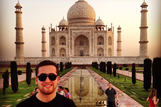 Taj Mahal Sunrise Private Tour from Delhi - Handicraft stops and how to handle shopping
