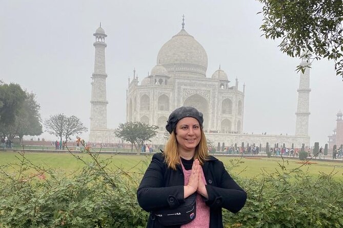 Taj Mahal Sunrise Tour By Car From New Delhi - Two hours inside the Taj Mahal complex