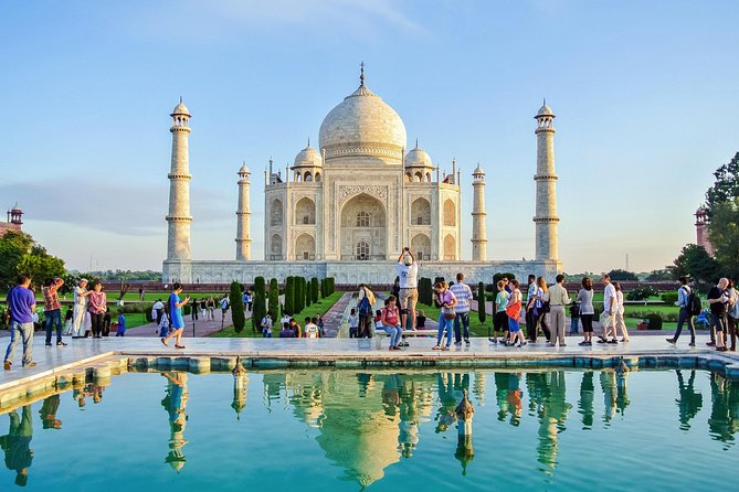 Taj Mahal Tour From Delhi By Car - The early Delhi pickup and the Yamuna Expressway