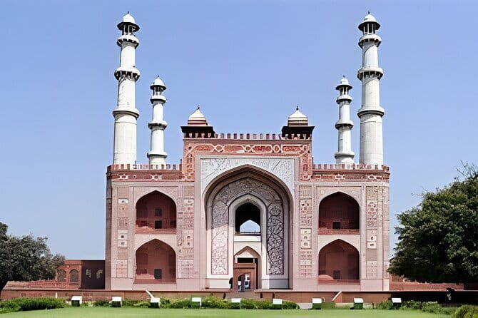 Taj Mahal Unveiled A Personalized Private Tour from Delhi - What the private format changes