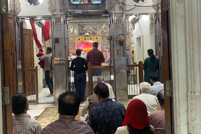 Temple Tour-where you Eat, Learn how to Pray and Love. - The Sikh community kitchen and the meal that makes the tour different