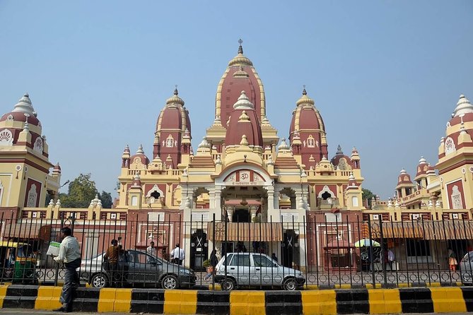 Temple Tour-where you Eat, Learn how to Pray and Love. - Sri Digambar Jain Lal Mandir and a quieter change of pace