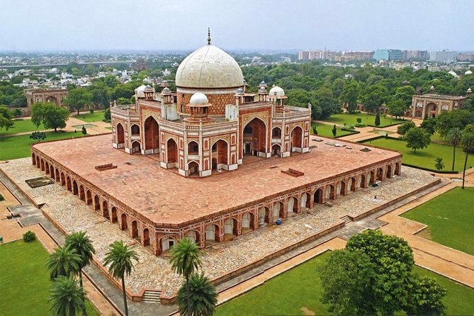The Best 2 Day Delhi Tour - Qutub Minar closes the first day