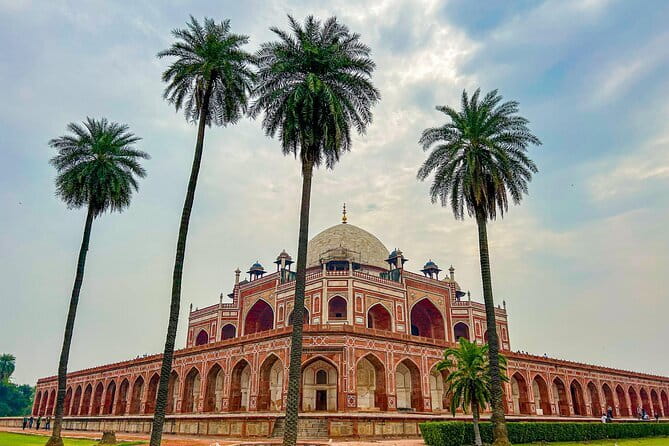 The Best of Old and New Delhi: Full-Day Private Exploration - Key points to know before booking