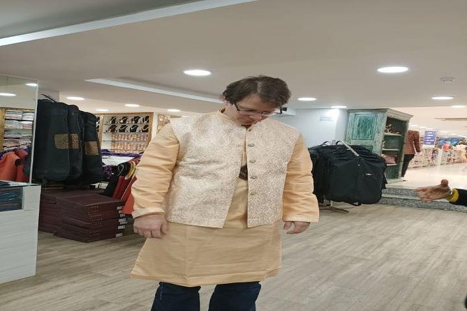 The Fabric Trail: Textile & Tailoring Tour with Expert Guide - Lajpat Nagar Central Market: local shops beside brand names