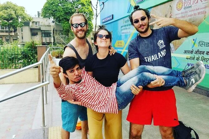 The Legendary Delhi Belly Food Tour - Chandni Chowk: food and street life together