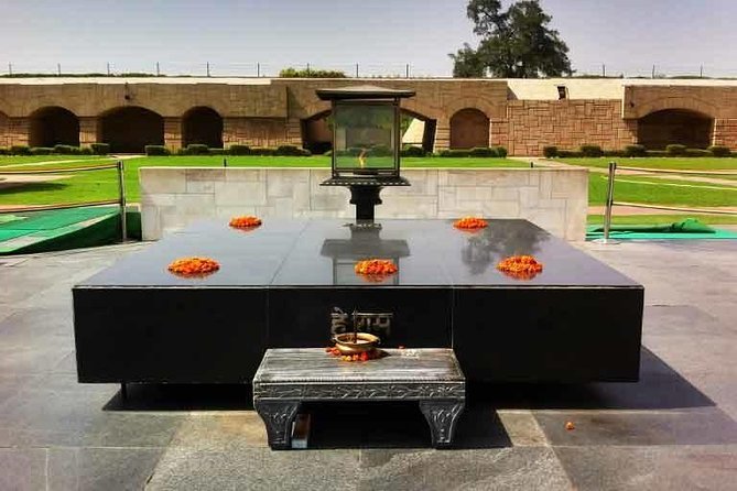 Top Highlights of Delhi: All-Inclusive Private City Tour - India Gate and Rashtrapati Bhavan Are Quick Orientation Stops