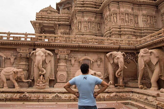 Tour to Akshardham temple with Guide and Delhi Transfer - The strict clothing and electronics rules